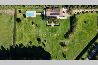  Maison � vendre 9 pi�ces 335 m�