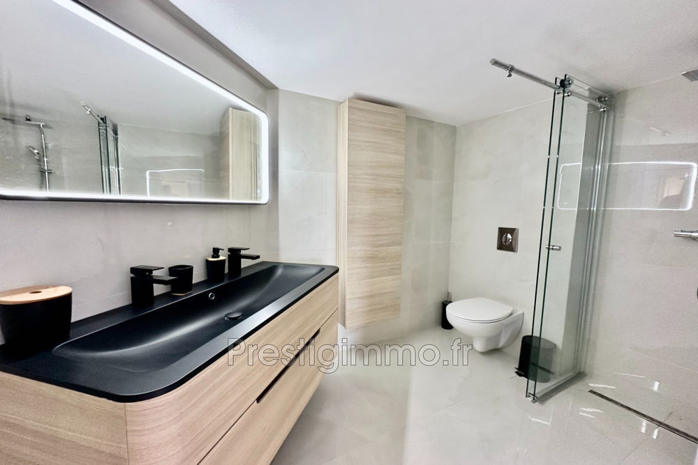 � vendre  Maison Vallauris (06220)