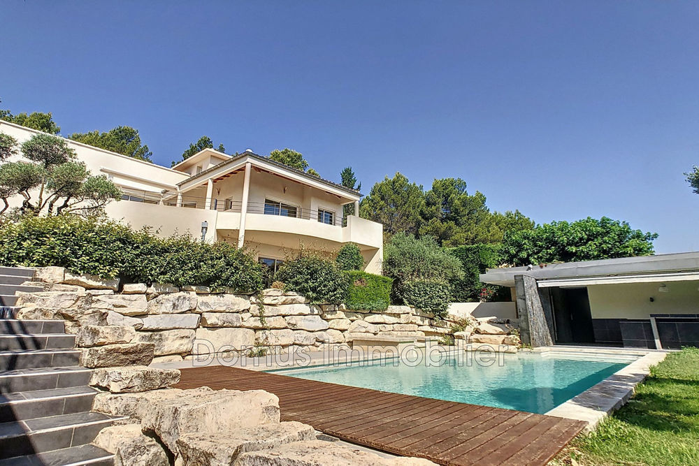 � vendre  Maison Saint-Saturnin-l�s-Avignon (84450)