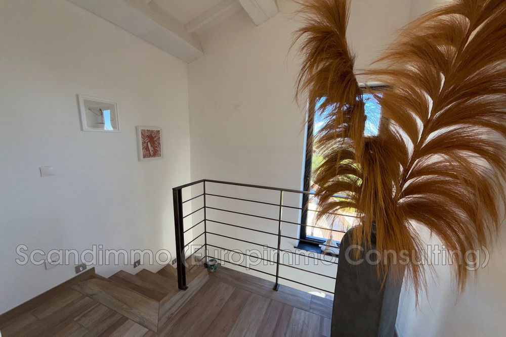 � vendre  Maison Carqueiranne (83320)