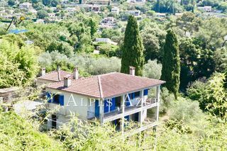  Maison � vendre 10 pi�ces 210 m�