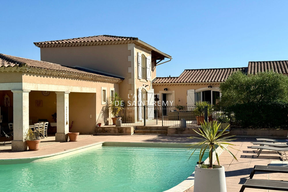 � vendre  Maison Fontvieille (13990)