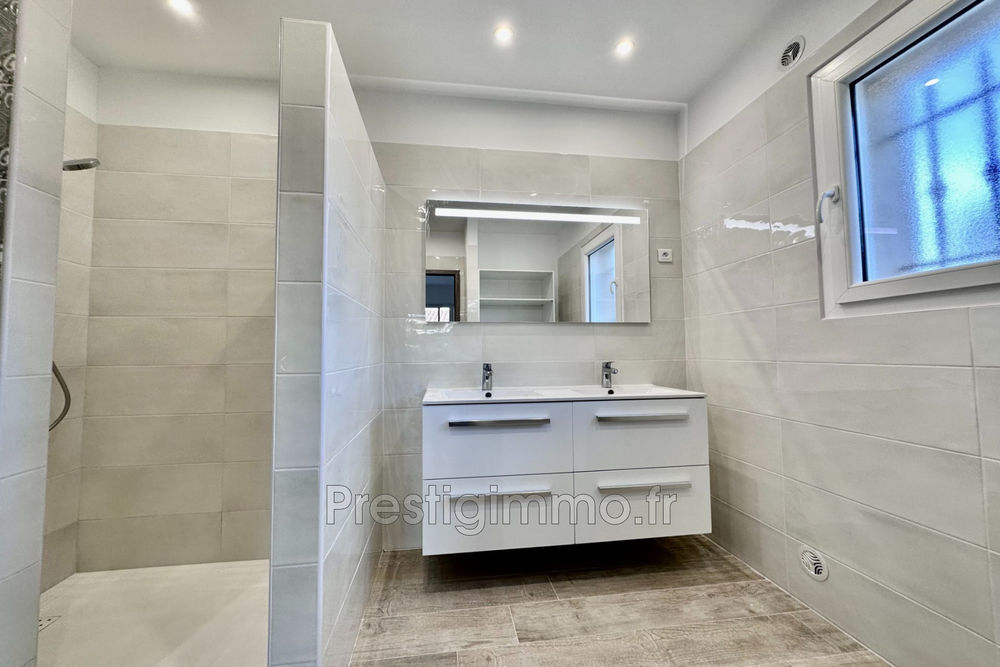 � vendre  Maison Roquefort-les-Pins (06330)