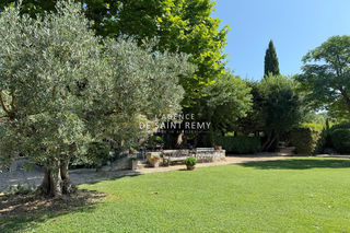  Maison � vendre 8 pi�ces 400 m�