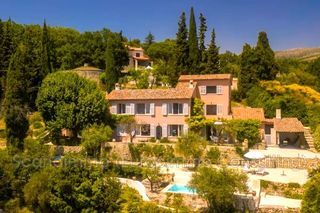  Maison � vendre 9 pi�ces 250 m�