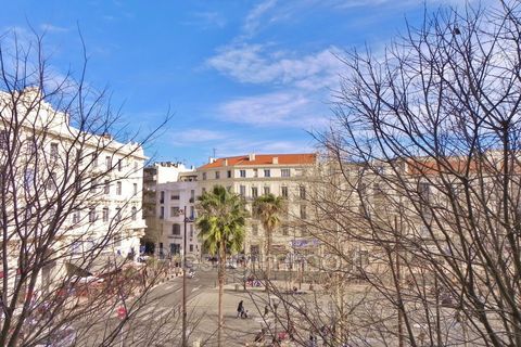 Location Antibes Place de Gaulle, appartement 5 pièces 142M2 2450 Antibes (06600)