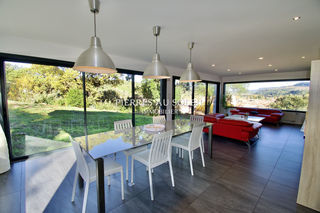  Maison � vendre 8 pi�ces 230 m�