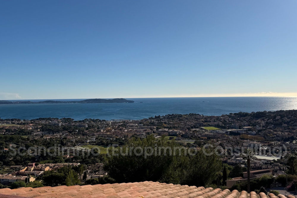 � vendre  Maison Carqueiranne (83320)