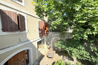  Maison � vendre 7 pi�ces 245 m�