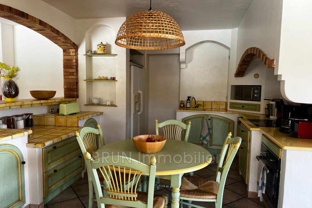 � vendre  Maison Antibes (06600)