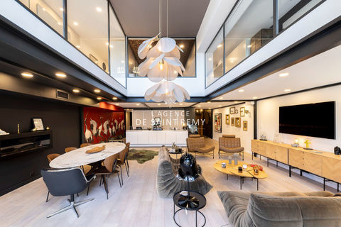   Loft d'exception � Saint-R�my-de-Provence ? � pied du centre, Appartement - 4 pi�ce(s) - 145 m�