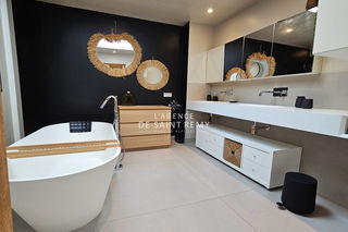  Maison � vendre 985 m�