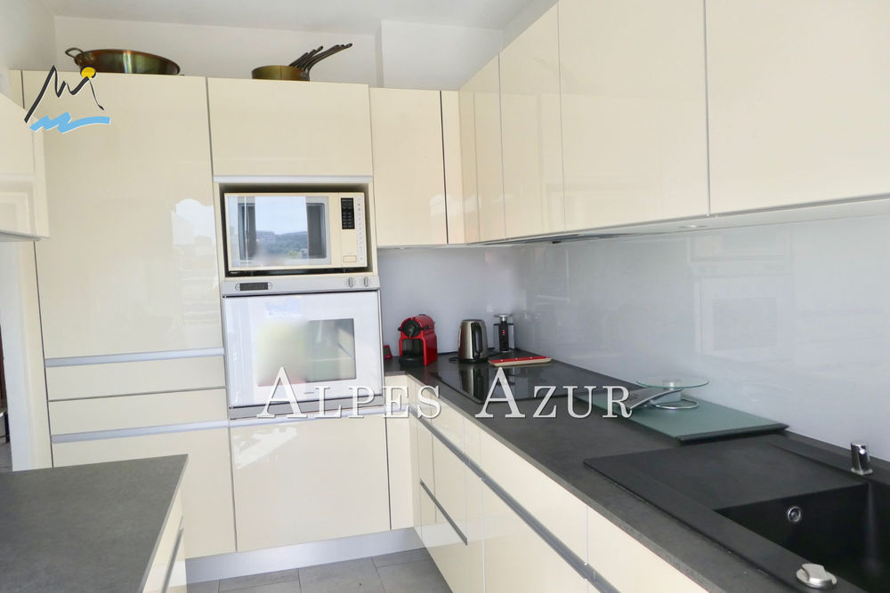 � vendre  Appartement Cagnes-sur-Mer (06800)