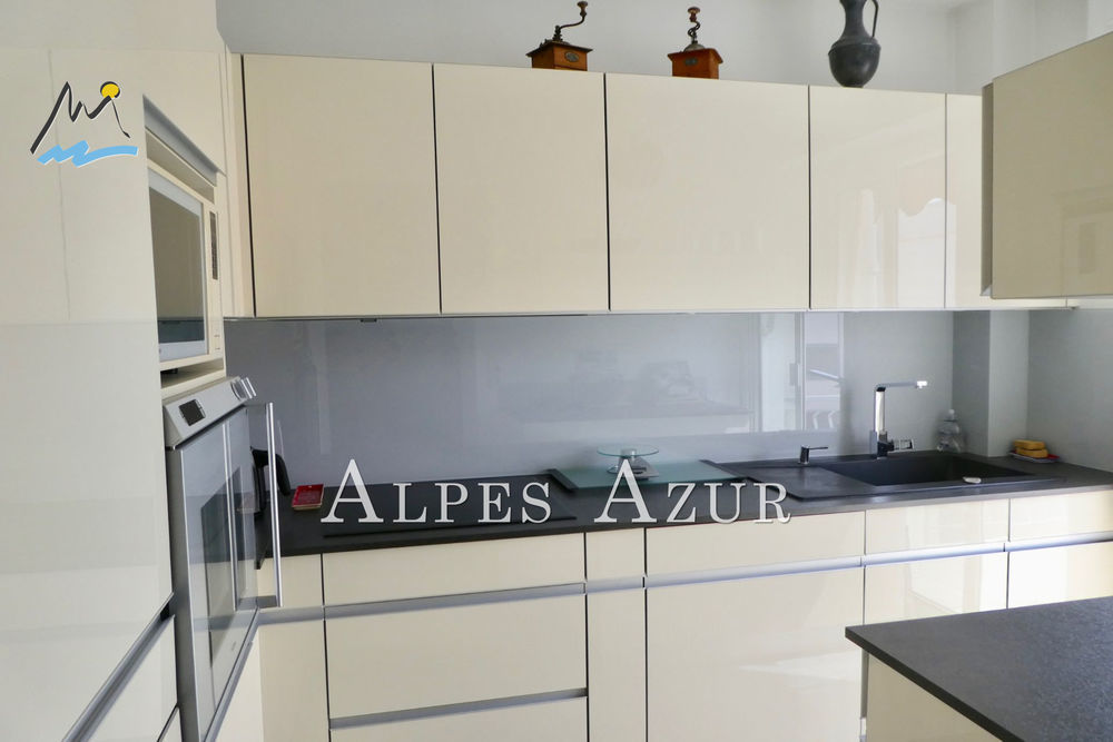 � vendre  Appartement Cagnes-sur-Mer (06800)