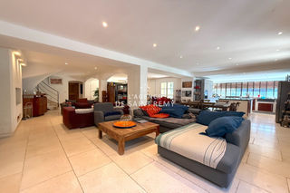  Maison � vendre 6 pi�ces 294 m�