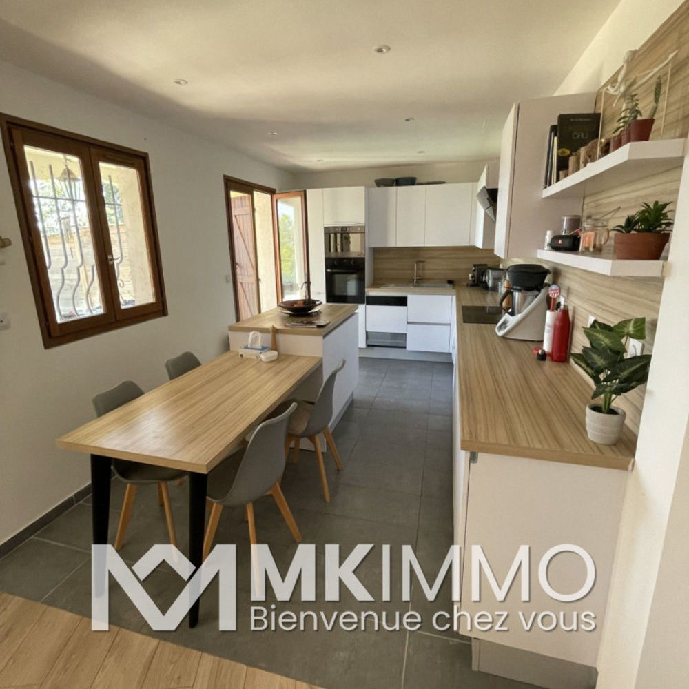 � vendre  Maison Saint-Laurent-du-Var (06700)