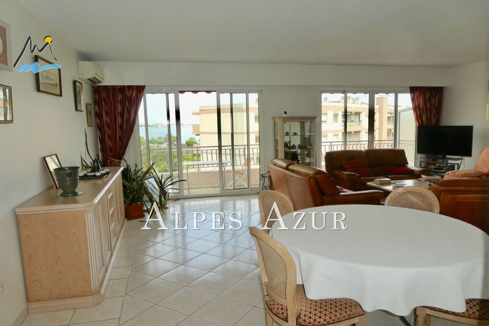 � vendre  Appartement Cagnes-sur-Mer (06800)