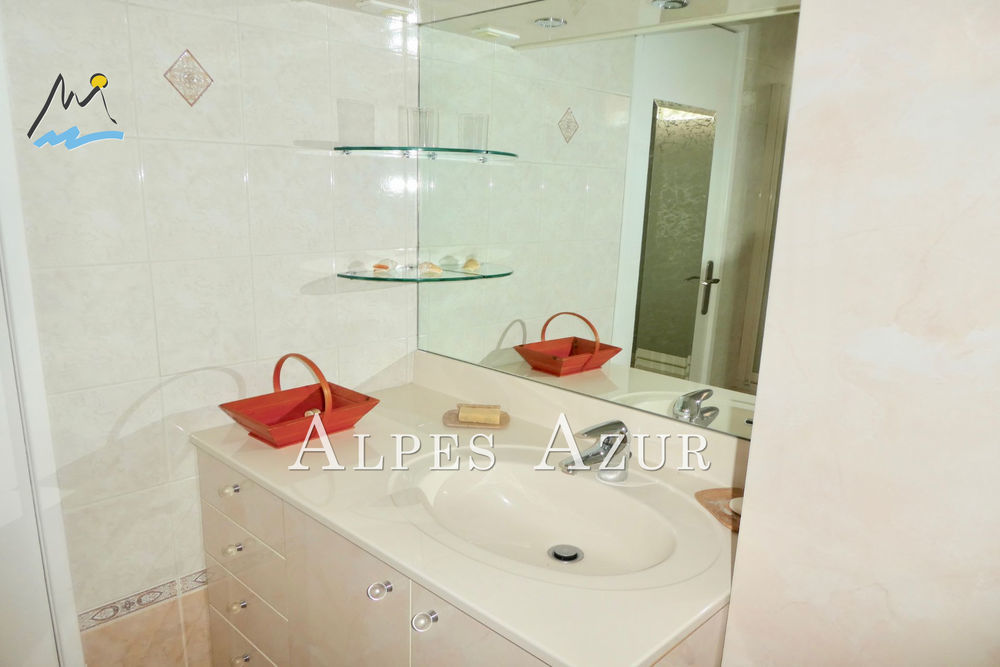 � vendre  Appartement Cagnes-sur-Mer (06800)