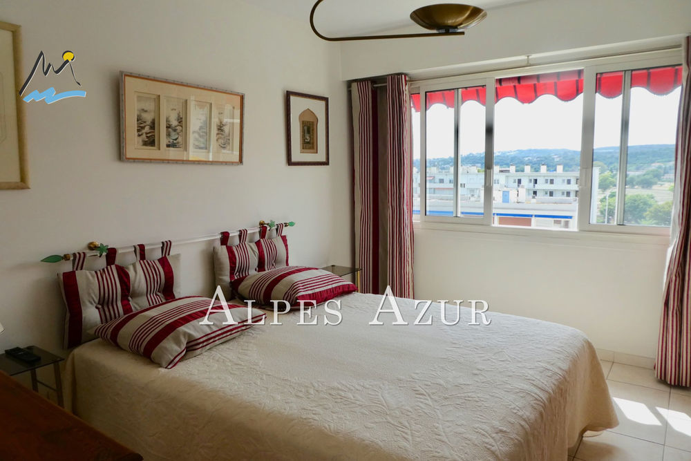 � vendre  Appartement Cagnes-sur-Mer (06800)