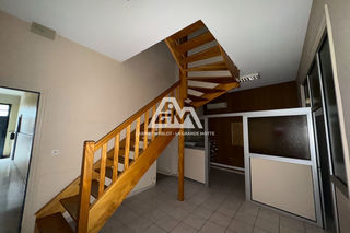  Immeuble � vendre 15 + pi�ces 492 m�