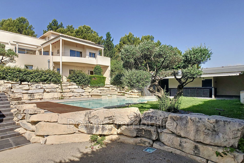 � vendre  Maison Saint-Saturnin-l�s-Avignon (84450)