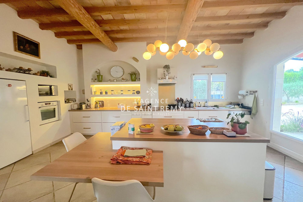 � vendre  Maison Fontvieille (13990)