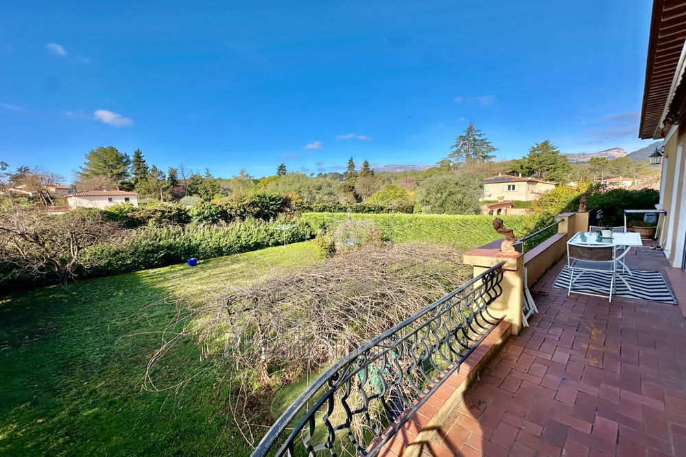 � vendre  Maison Roquefort-les-Pins (06330)