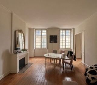  Appartement � louer 2 pi�ces 83 m�