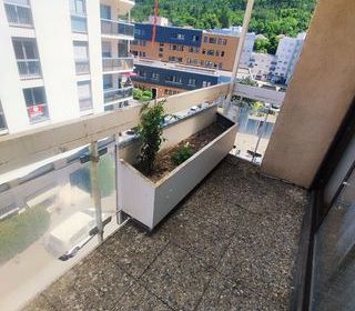  Immeuble � vendre 4 pi�ces 86 m�