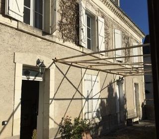  Immeuble � vendre 8 pi�ces 220 m�