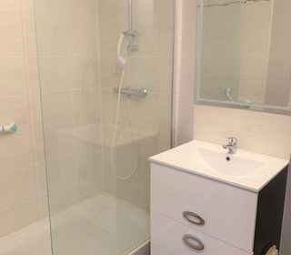  Immeuble � vendre 3 pi�ces 64 m�