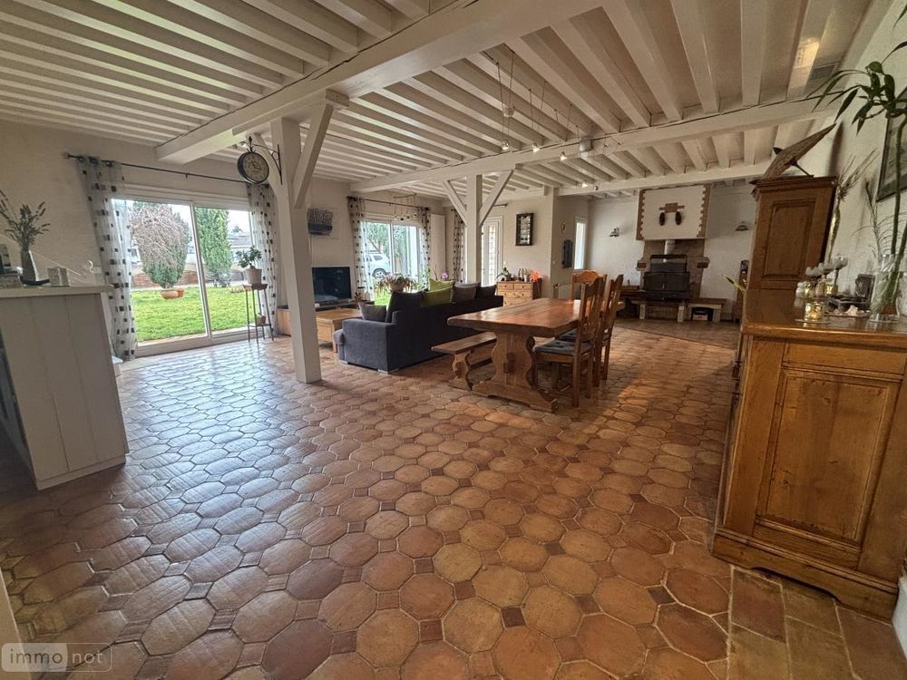 � vendre  Maison Toussieux (01600)