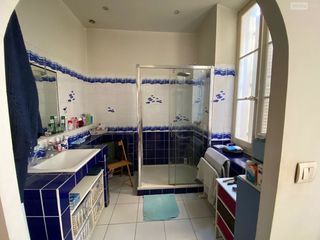  Immeuble � vendre 2 pi�ces 77 m�