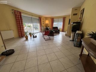  Maison � vendre 9 pi�ces 219 m�