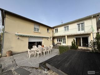  Maison � vendre 9 pi�ces 219 m�