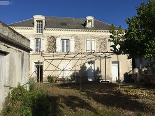  Immeuble � vendre 8 pi�ces 220 m�