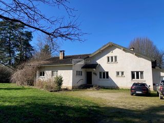  Maison � vendre 10 pi�ces 242 m�