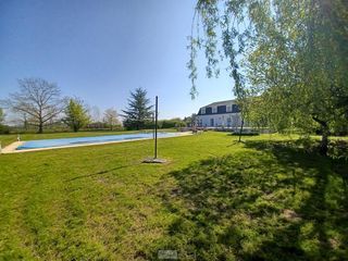  Maison � vendre 9 pi�ces 299 m�