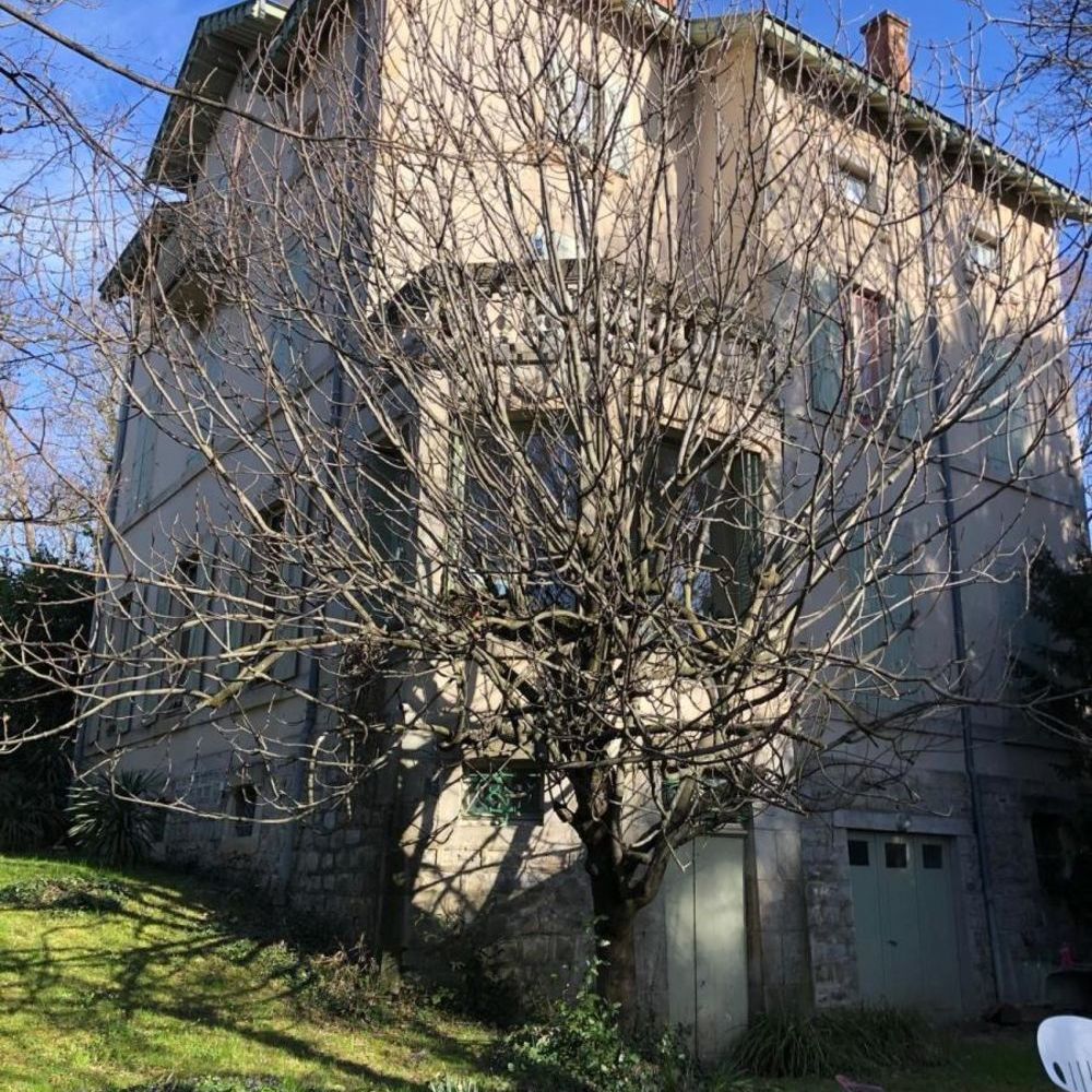 � vendre  Maison Aubenas (07200)