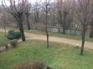  Parking / Garage � louer 