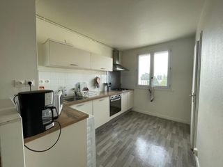  Appartement � louer 4 pi�ces 75 m�