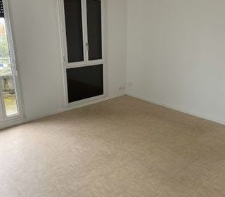  Appartement � louer 4 pi�ces 83 m�