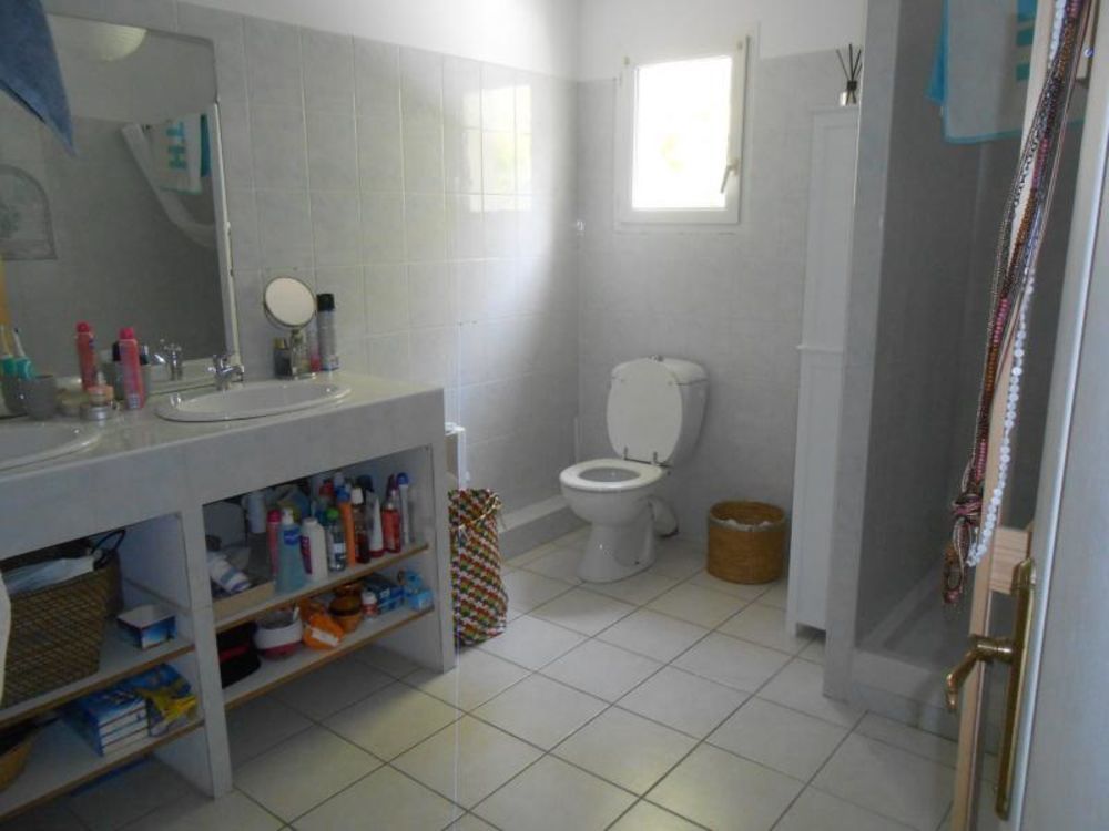 22+ D&#039;junas Villa Images