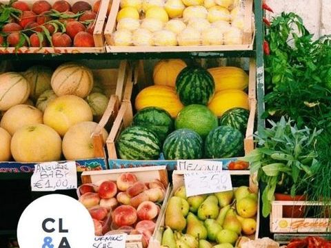 FRUITS ET LEGUMES EPICERIE EN LIBRE SERVICE AVEC RAYON FROMAGES A LA COUPE ET CAVE A VINS 530000 14000 Ville du calvados