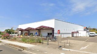  Immeuble � vendre 10 pi�ces 825 m�