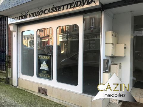 Local commercial de 3 pi&egrave;cesUn local de magasin avec ... 250 61230 Gace