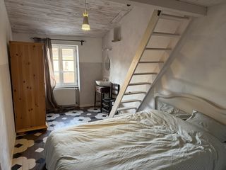  Appartement � louer 1 pi�ce 100 m�