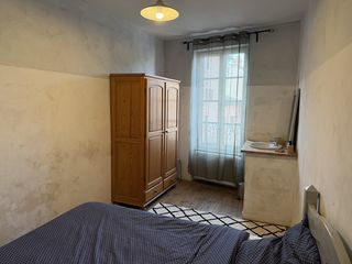  Appartement � louer 1 pi�ce 100 m�