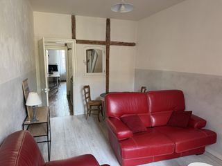  Appartement � louer 1 pi�ce 100 m�