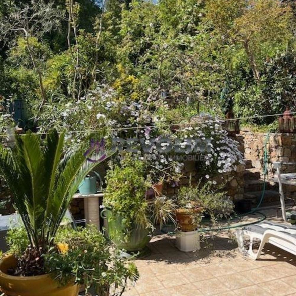 � vendre  Maison Grimaud (83310)